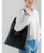 ワンバックルショルダーバッグ