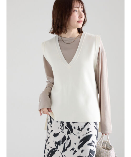 Vネックニットベスト