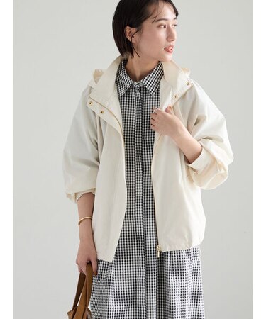 ライトマウンテンパーカー