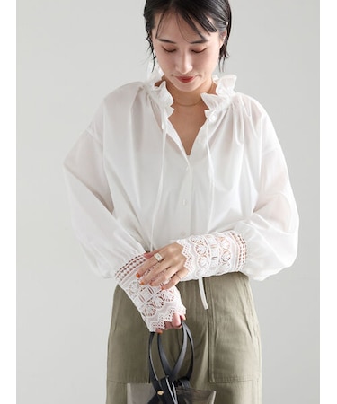 レースカフスブラウス