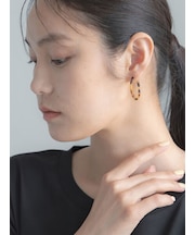 べっこう風フープピアス