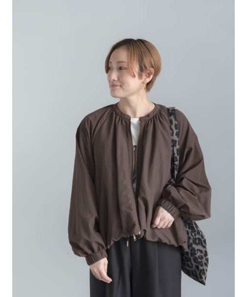 ノーカラーギャザーバルーンブルゾン