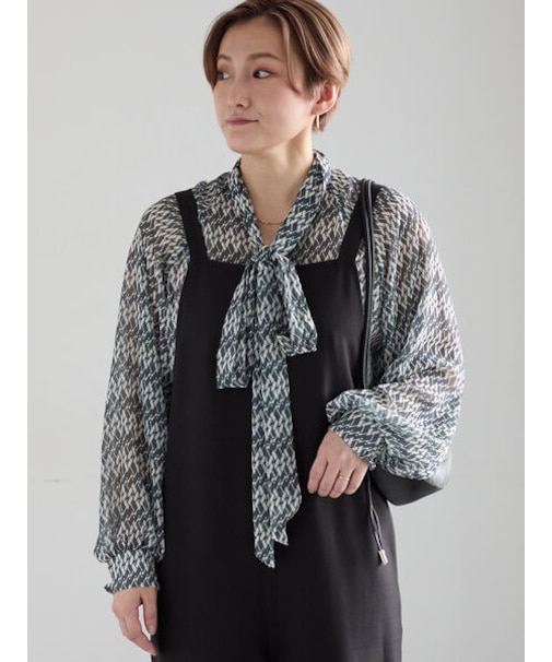 シフォンパターンアソートボウタイブラウス