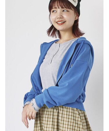 ワンポイント刺繍ショート丈ジップパーカー