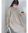 ベージュ