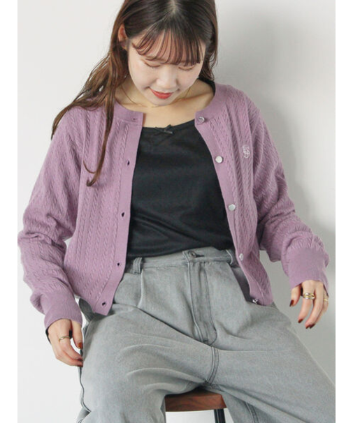 細ケーブル刺繍カーディガン