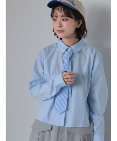 ネクタイ付きシャツ