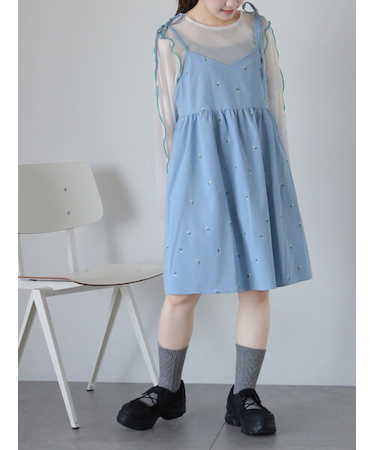 花刺繍キャミワンピース