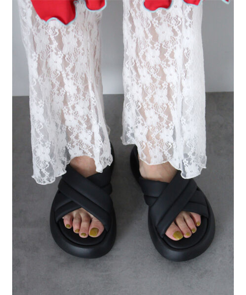 クロスボリュームサンダル