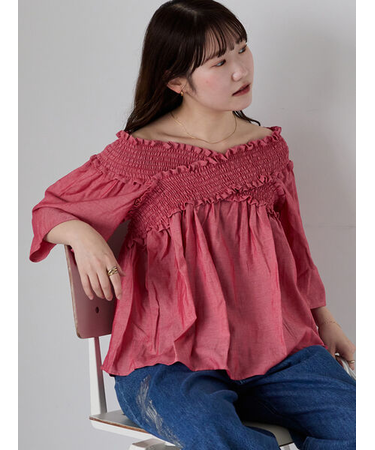 ◎シャーリングブラウス