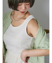 切り替えタンクトップ