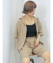 オープンカラーシャツ