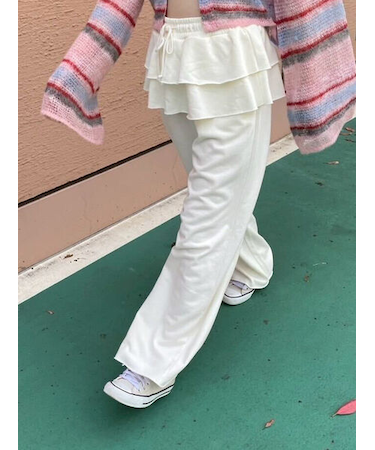 フリル付きスウェットパンツ