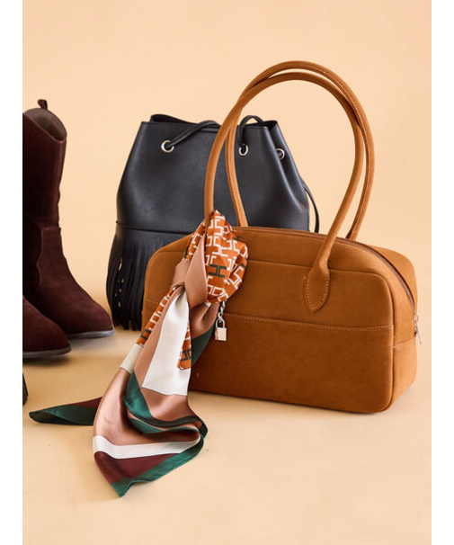 チャーム付きエコスウェードボストン