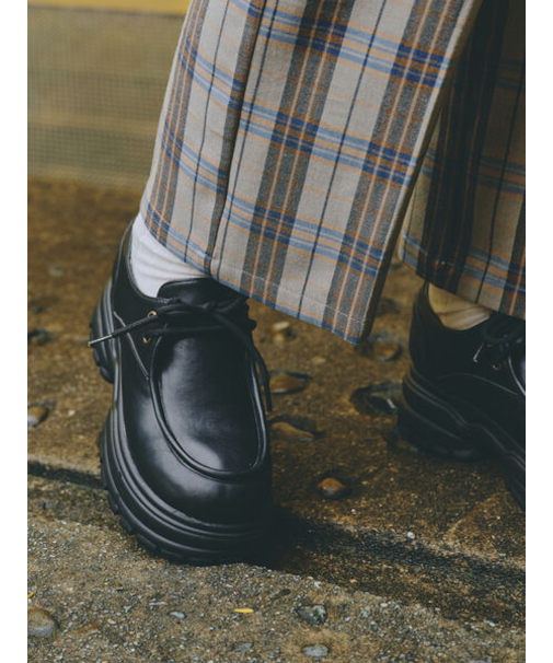 チロリアンスニーカー