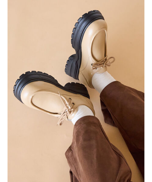 チロリアンスニーカー