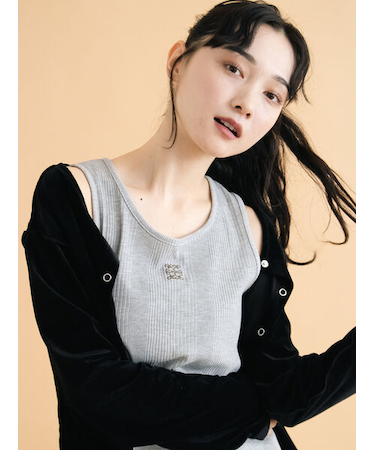 ワンポイント刺繍タンクトップ