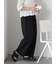 カットタックパンツ