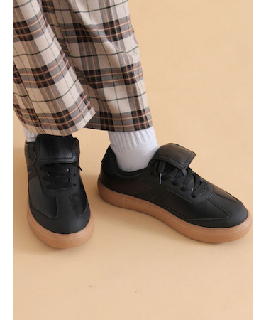 折り返しタンスニーカー