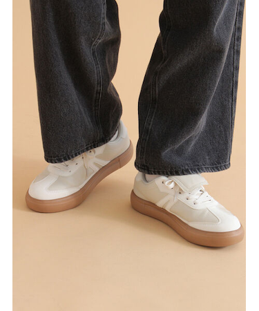 折り返しタンスニーカー