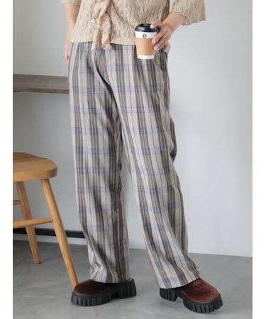 センタープレスストレートスラックス