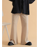 ベージュ