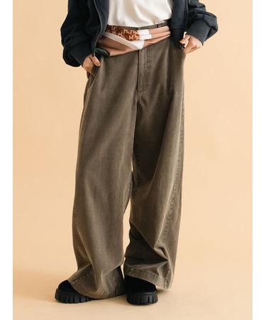 ウォッシュ加工ワイドパンツ