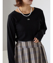 ワンポイント刺繍クルーネックカットソー