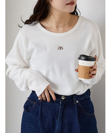 ワンポイント刺繍クルーネックカットソー