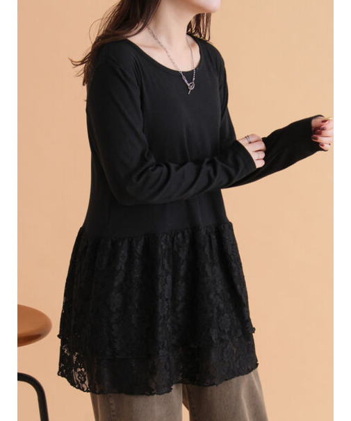 裾レースカットソー
