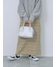 イエロー