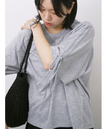◎【接触冷感】ベロアラインリボンTシャツ