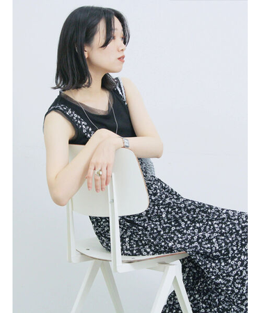 花柄シャーリングワンピース
