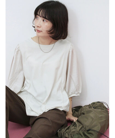 袖ボリュームTシャツ
