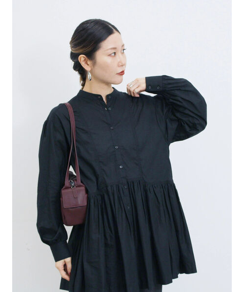 ビアズリー　切替ギャザーチュニックブラウス¥25,300. ビアズリー 切替ギャザーチュニックブラウス¥25,300. - メルカリ