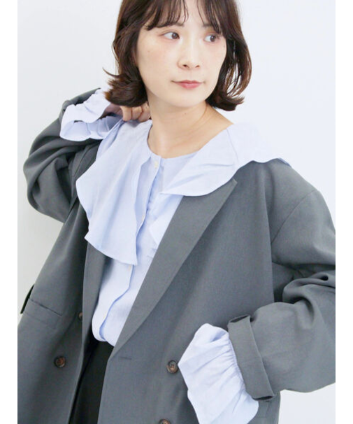 ラッフルカラーブラウス