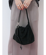 スエードショルダーバッグ