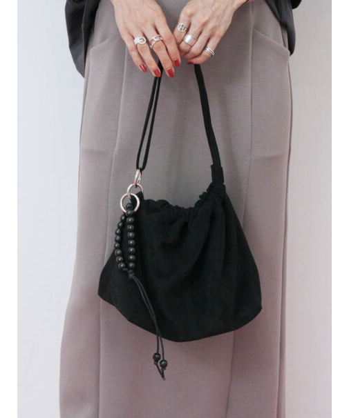 スエードショルダーバッグ