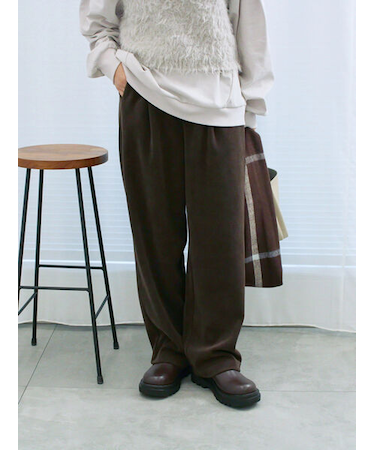 カットコールストレートパンツ