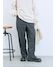 グレー