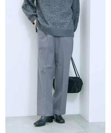 サイドタブ付きパンツ