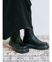 サイドゴアブーツ