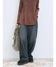 ストレートデニムパンツ