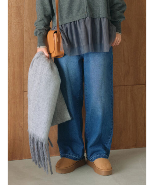 ストレートデニムパンツ