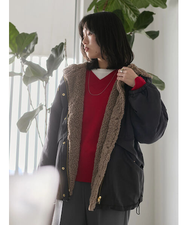 リバーシブルボアマウンテンパーカー