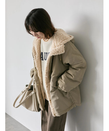 リバーシブルボアマウンテンパーカー