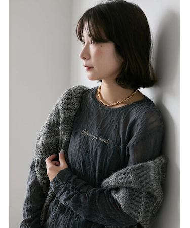 シアージャガードロゴ入りプルオーバー