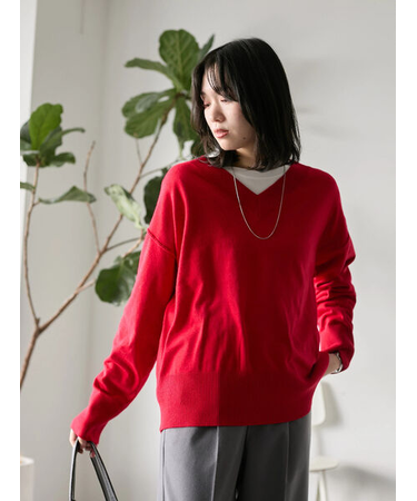 ◎Vネックニットプルオーバー