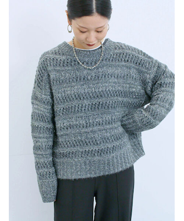 透かし柄ニットプルオーバー