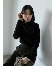 配色フリル衿ニットプルオーバー